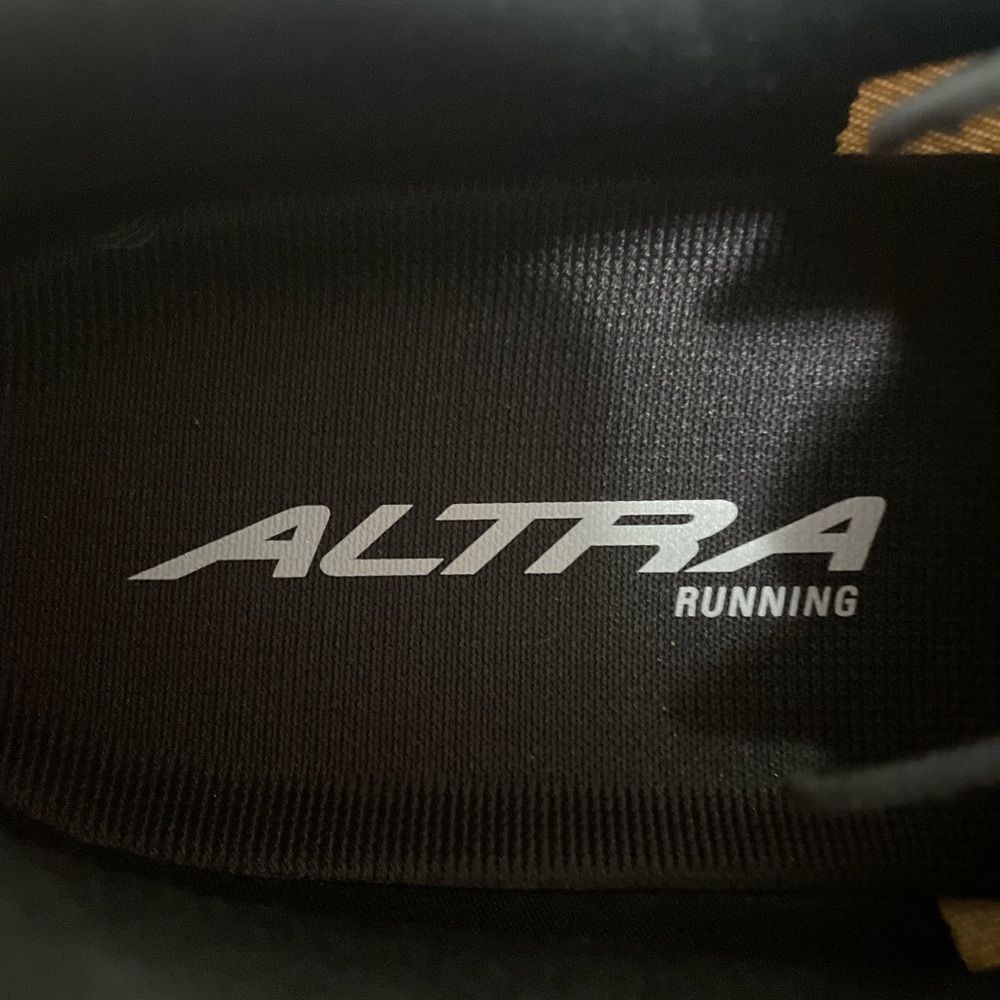 Altra Escalante 4 AL0A85NE100 White Road Running Walking Shoes Men's Sz 14 - Picture 8 of 9